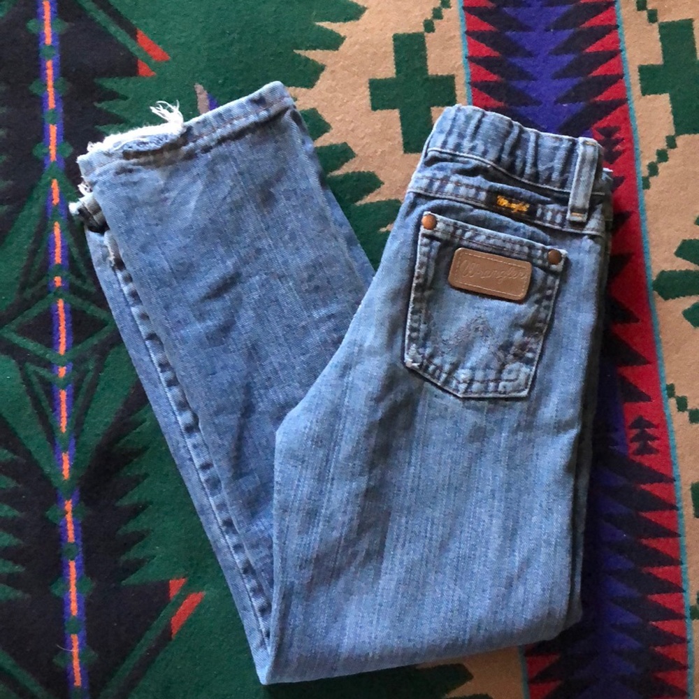 Boys 7 slim Wrangler Retro jeans 👖